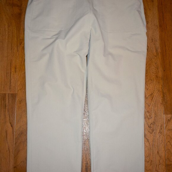 Peter Millar Women's Khaki Ankle Length Golf Pants Sz‎ 8 - Picture 4 of 10